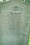 6-harriet-button-01.jpg (135392 Byte)